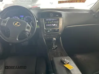 2011 Lexus IS 250 z VIN JTHBF5C21B5138295, wystawiony jako Copart lot #56963555 z przebiegiem 145 146 mil mil oraz Czysty tytuł • Clean title. Historia ofert i sprzedaży dostępna na DreamBid. Obrazek 9.