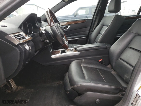 2015 Mercedes-Benz E-Class E 250 BlueTEC Luxury with VIN WDDHF9HB2FB132238, listed as a Copart auction lot 53447315 with 172,289 mi miles and Clean Title. Bid and sale history available at carsss.com. Image 7.