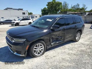 2023 Jeep Grand Cherokee Altitude z VIN 1C4RJJAG6P8856002, wystawiony jako Copart lot #52389955 z przebiegiem 32 070 mil mil oraz Nie do naprawy • Non repairable. Historia ofert i sprzedaży dostępna na DreamBid. Obrazek 1.