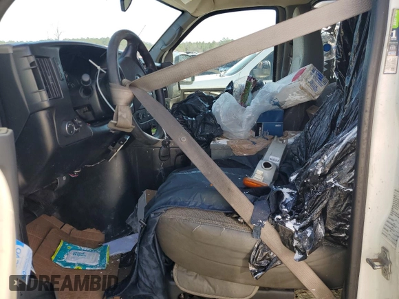 2012 Chevrolet Express Cargo z VIN 1GCWGFCA3C1155900, wystawiony jako Copart lot #42517515 z przebiegiem Nie podano mil oraz Szkoda całkowita • Salvage title. Historia ofert i sprzedaży dostępna na DreamBid. Obrazek 7.