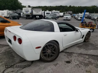 1997 Chevrolet Corvette with VIN 1G1YY22G8V5103946, listed as a Copart auction lot 71302254 with 0 mi miles and Salvage Title. Bid and sale history available at carsss.com. Image 3.