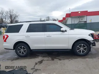 2019 Ford Expedition XLT with VIN 1FMJU1JT9KEA80164, listed as a IAAI auction lot 41907871 with 28,407 mi miles. Bid and sale history available at carsss.com. Image 14.