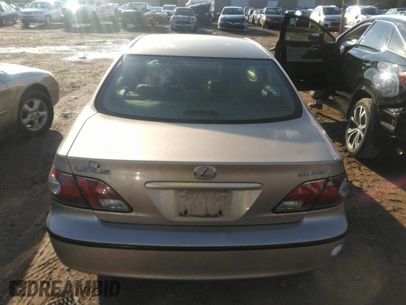2004 Lexus ES 350 with VIN JTHBA30G145042530, listed as a IAAI auction lot 41212924 with Not Provided miles and . Bid and sale history available at DreamBid. Image 16.