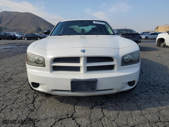 2008 Dodge Charger with VIN 2B3KA43R98H277360, listed as a Copart auction lot 42643745 with 162,641 mi miles and Salvage Title. Bid and sale history available at carsss.com. Image 5.