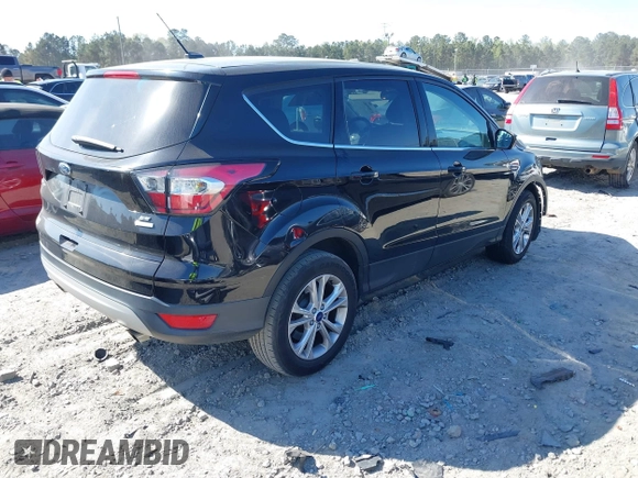 2017 Ford Escape SE with VIN 1FMCU0GD6HUE12367, listed as a IAAI auction lot 41899960 with 121,871 mi miles and . Bid and sale history available at DreamBid. Image 4.