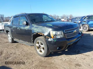 2010 Chevrolet Avalanche LTZ with VIN 3GNVKGE02AG195461, listed as a IAAI auction lot 41887795 with 176,362 mi miles. Bid and sale history available at carsss.com. Image 1.