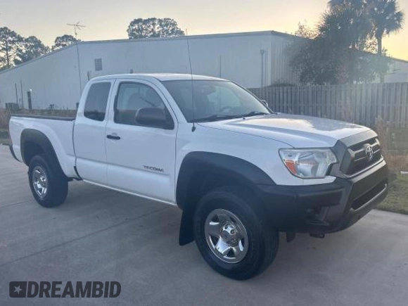 2013 Toyota Tacoma PreRunner with VIN 5TFTU4GN5DX036659, listed as a Copart auction lot 83690354 with 82,691 mi miles and Clean Title. Bid and sale history available at carsss.com. Image 1.