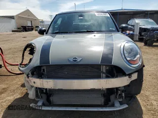 2015 MINI Hardtop with VIN WMWXM5C5XFT974077, listed as a Copart auction lot 58063965 with 93,853 mi miles and Salvage title. Bid and sale history available at DreamBid. Image 5.