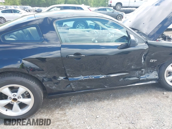 2007 Ford Mustang GT Deluxe with VIN 1ZVHT82H275346816, listed as a IAAI auction lot 42341547 with 89,870 mi miles and . Bid and sale history available at DreamBid. Image 6.