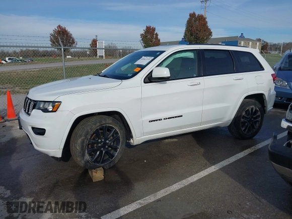 2017 Jeep Grand Cherokee Laredo with VIN 1C4RJFAG7HC700546, listed as a IAAI auction lot 40961293 with 83,702 mi miles and . Bid and sale history available at DreamBid. Image 21.