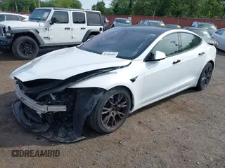 2022 Tesla Model S with VIN 5YJSA1E58NF467644, listed as a IAAI auction lot 42344403 with 52,628 mi miles and . Bid and sale history available at DreamBid. Image 21.