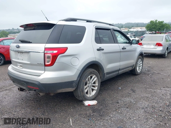 2015 Ford Explorer with VIN 1FM5K8B83FGA91441, listed as a IAAI auction lot 42539639 with 221,443 mi miles and . Bid and sale history available at DreamBid. Image 4.