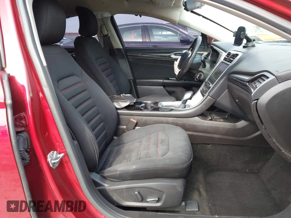 2016 Ford Fusion SE with VIN 3FA6P0HD7GR231104, listed as a IAAI auction lot 41673127 with 141,075 mi miles. Bid and sale history available at carsss.com. Image 5.