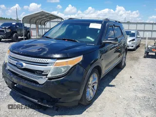 2011 Ford Explorer XLT with VIN 1FMHK7D88BGA82345, listed as a IAAI auction lot 42242222 with 203,672 mi miles and . Bid and sale history available at DreamBid. Image 6.