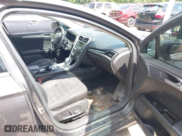 2016 Ford Fusion SE with VIN 3FA6P0H79GR303463, listed as a IAAI auction lot 42593477 with 224,623 mi miles and . Bid and sale history available at DreamBid. Image 5.