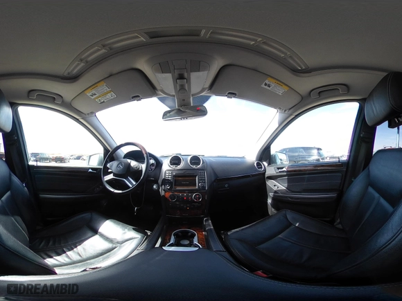 2011 Mercedes-Benz GL-Class GL 350 BlueTEC with VIN 4JGBF2FE7BA699173, listed as a IAAI auction lot 41591338 with 194,023 mi miles. Bid and sale history available at carsss.com. Image 21.
