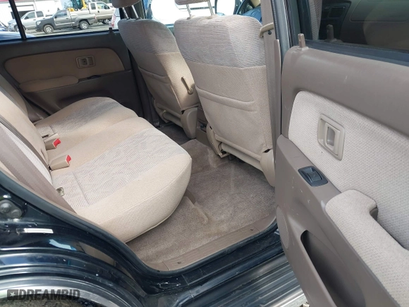2000 Toyota 4Runner SR5 with VIN JT3HN86R1Y0322493, listed as a IAAI auction lot 41938857 with 121,124 mi miles. Bid and sale history available at carsss.com. Image 8.