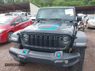 2024 Jeep Wrangler Rubicon с VIN 1C4RJXR62RW242030, выставлен на аукционе IAAI как лот 42249586 с пробегом 47 977 миль миль и . История ставок и продаж доступна на DreamBid. Изображение 12.