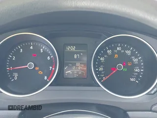 2015 Volkswagen Jetta SE with VIN 3VWD17AJ7FM356897, listed as a IAAI auction lot 42431731 with 121,184 mi miles and . Bid and sale history available at DreamBid. Image 7.