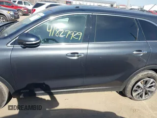 2020 Kia Sorento LX with VIN 5XYPGDA59LG683343, listed as a IAAI auction lot 41827929 with 103,222 mi miles and . Bid and sale history available at carsss.com. Image 14.