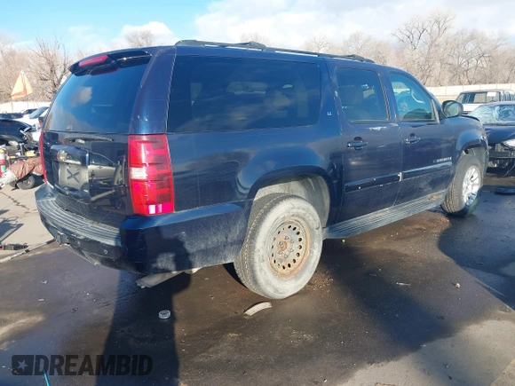 2008 Chevrolet Suburban LTZ with VIN 1GNFK16Y68R143010, listed as a IAAI auction lot 41209402 with 160,182 mi miles. Bid and sale history available at carsss.com. Image 4.