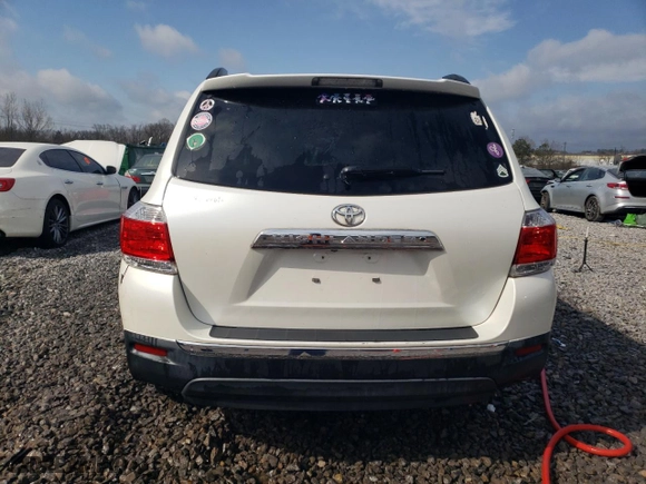 2013 Toyota Highlander with VIN 5TDZK3EH9DS130735, listed as a Copart auction lot 48710955 with 139,013 mi miles and Salvage Title. Bid and sale history available at carsss.com. Image 6.