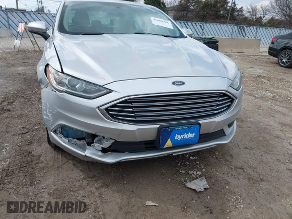 2017 Ford Fusion S with VIN 3FA6P0G7XHR316936, listed as a IAAI auction lot 41888766 with 175,881 mi miles. Bid and sale history available at carsss.com. Image 6.