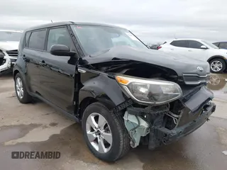 2018 Kia Soul with VIN KNDJN2A23J7523748, listed as a IAAI auction lot 41561728 with 84,713 mi miles. Bid and sale history available at carsss.com. Image 1.