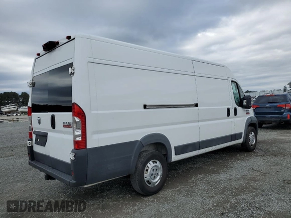 2018 Ram ProMaster Cargo with VIN 3C6URVJG1JE102195, listed as a Copart auction lot 48603415 with 303,860 mi miles and Clean Title. Bid and sale history available at carsss.com. Image 3.