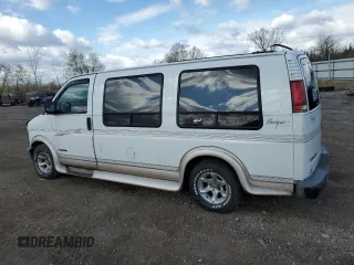1999 Chevrolet Express with VIN 1GBFG15R2X1123701, listed as a Copart auction lot 53160905 with 185,995 mi miles and Clean Title. Bid and sale history available at carsss.com. Image 2.