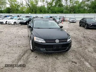 2013 Volkswagen Jetta SE with VIN 3VWDX7AJ4DM360255, listed as a Copart auction lot 58498955 with 160,346 mi miles and Non repairable. Bid and sale history available at DreamBid. Image 13.