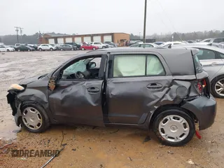 2013 Scion xD z VIN JTKKUPB40D1032381, wystawiony jako IAAI lot #41212704 z przebiegiem 209 858 mil mil oraz . Historia ofert i sprzedaży dostępna na DreamBid. Obrazek 14.