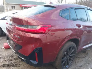 2022 BMW X4 M40i with VIN 5UX43DT09N9J96761, listed as a IAAI auction lot 41675333 with 1 mi miles. Bid and sale history available at carsss.com. Image 19.