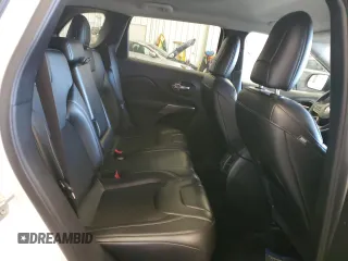2020 Jeep Cherokee Latitude Plus с VIN 1C4PJMLB8LD565660, выставлен на аукционе Copart как лот 57408055 с пробегом 99 834 миль миль и Списание • Salvage title. История ставок и продаж доступна на DreamBid. Изображение 11.