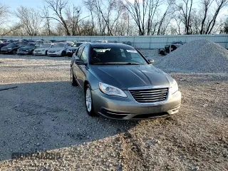 2013 Chrysler 200 LX with VIN 1C3CCBAB7DN704760, listed as a Copart auction lot 42809845 with 147,891 mi miles and Clean Title. Bid and sale history available at carsss.com. Image 13.