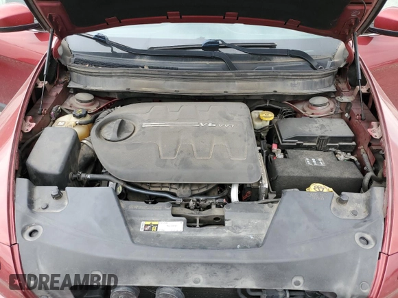 2015 Jeep Cherokee Latitude with VIN 1C4PJLCS7FW671262, listed as a Copart auction lot 54716405 with 172,085 mi miles and Clean Title. Bid and sale history available at carsss.com. Image 12.