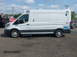 2023 Ford Transit с VIN 1FDBR1CG8PKA35716, выставлен на аукционе IAAI как лот 39803383 с пробегом 35 906 миль миль и . История ставок и продаж доступна на DreamBid. Изображение 14.