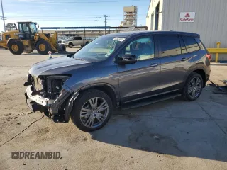2019 Honda Passport EX-L with VIN 5FNYF7H5XKB012171, listed as a Copart auction lot 82822484 with 41,295 mi miles and Salvage Title. Bid and sale history available at carsss.com. Image 1.