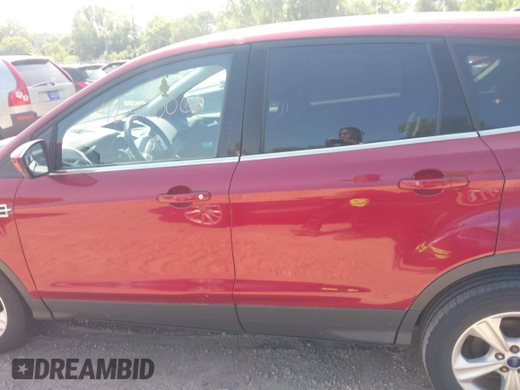 2013 Ford Escape SE z VIN 1FMCU9GX4DUB45402, wystawiony jako IAAI lot #42550068 z przebiegiem 238 520 mil mil oraz . Historia ofert i sprzedaży dostępna na DreamBid. Obrazek 14.