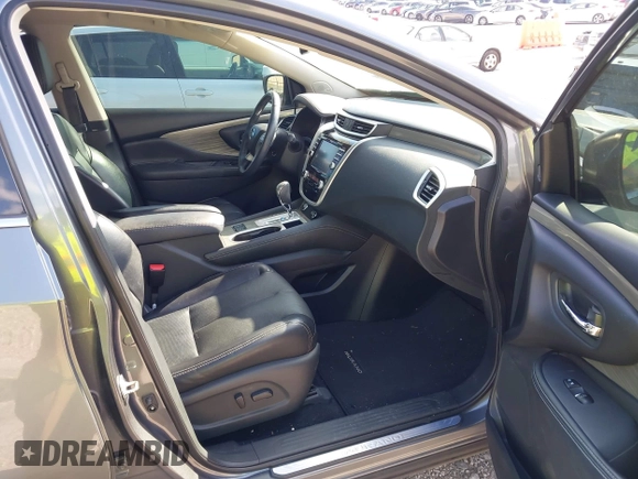 2018 Nissan Murano Platinum with VIN 5N1AZ2MG2JN123795, listed as a IAAI auction lot 42059967 with 77,064 mi miles. Bid and sale history available at carsss.com. Image 5.