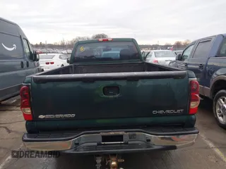 2004 Chevrolet Silverado 1500 LS with VIN 1GCEC14T04Z302610, listed as a IAAI auction lot 41292673 with 135,178 mi miles. Bid and sale history available at carsss.com. Image 16.