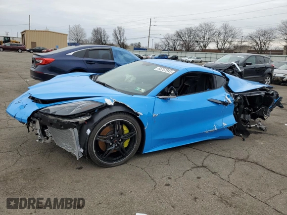 2022 Chevrolet Corvette 2LT with VIN 1G1YB2D45N5121874, listed as a Copart auction lot 44757845 with 2,047 mi miles and Salvage Title. Bid and sale history available at carsss.com. Image 1.