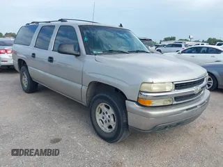 2006 Chevrolet Suburban LS with VIN 3GNEC16ZX6G101096, listed as a IAAI auction lot 42652223 with 191,621 mi miles and . Bid and sale history available at DreamBid. Image 1.