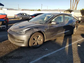 2023 Tesla Model 3 z VIN 5YJ3E1EA8PF644539, wystawiony jako Copart lot #85255744 z przebiegiem 15 874 mil mil oraz Szkoda całkowita • Salvage title. Historia ofert i sprzedaży dostępna na DreamBid. Obrazek 1.