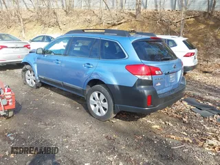 2010 Subaru Outback Premium z VIN 4S4BRBBCXA3330726, wystawiony jako IAAI lot #41864772 z przebiegiem Nie podano mil oraz . Historia ofert i sprzedaży dostępna na DreamBid. Obrazek 3.
