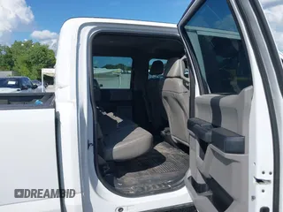 2017 Ford F-250 Lariat z VIN 1FT7W2B61HEC00975, wystawiony jako IAAI lot #42666032 z przebiegiem 72 664 mil mil oraz . Historia ofert i sprzedaży dostępna na DreamBid. Obrazek 8.