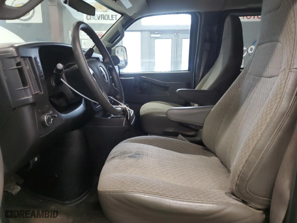 2017 Chevrolet Express Passenger LT with VIN 1GAZGPFG4H1177374, listed as a Copart auction lot 81664784 with 248,250 mi miles and Clean Title. Bid and sale history available at carsss.com. Image 7.