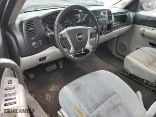 2009 Chevrolet Silverado 1500 LT with VIN 1GCEK29039Z182428, listed as a Copart auction lot 43425385 with 279,093 mi miles and Clean Title. Bid and sale history available at carsss.com. Image 8.