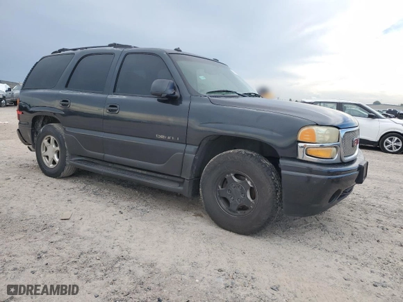 2003 GMC Yukon Denali with VIN 1GKEK63UX3J336663, listed as a Copart auction lot 68936304 with 203,294 mi miles and Clean Title. Bid and sale history available at carsss.com. Image 4.