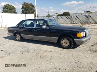 1987 Mercedes-Benz 560 with VIN WDBCA39D3HA355282, listed as a Copart auction lot 74798524 with 200,535 mi miles and Salvage Title. Bid and sale history available at DreamBid. Image 4.